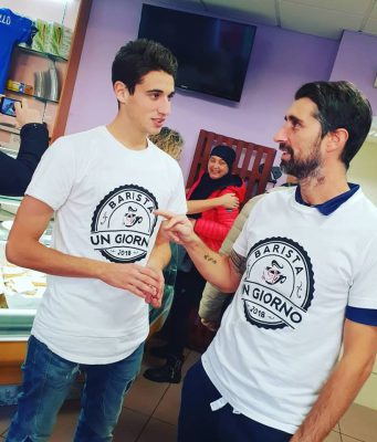 Barista per un giorno: dietro al bancone del Civile sportivi per beneficenza