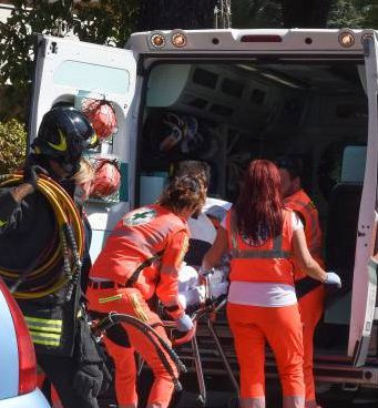 Incidente sulla 45bis: un ferito grave, traffico in titl