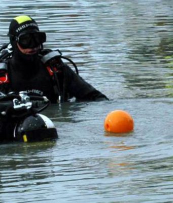 Recuperato il cadavere nel lago: è di Giancarlo Ballabio esperto canoista