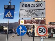 Miasmi a Concesio, i cittadini pagano di tasca loro le analisi dell’aria