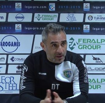 Scossone Feralpisalò: esonerato Toscano, squadra a Damiano Zenoni