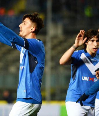 Il Brescia torna capolista con la decima meraviglia: Carpi battuto 3-1