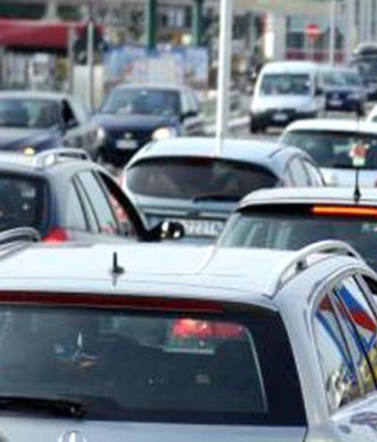 Scoppia una tubatura dell’acqua: zona est in tilt