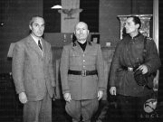 Salò, chiesta la revoca della cittadinanza onoraria a Mussolini