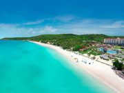 Vacanza da incubo per una bresciana: “Un uomo ha provato a violentarmi”