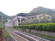 Feltri, cantiere pronto per l’abbattimento del muro: dubbi sui tempi