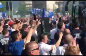Entusiasmo alle stelle allo stadio per accompagnare la squadra negli spogliatoi