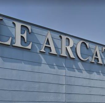 Manerbio, furto nel centro commerciale “Le Arcate”: bottino da 60mila euro