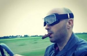 Aspettando la Mille Miglia: Joe Bastianich pronto a carico alla corsa