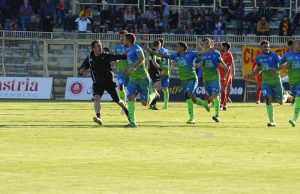 Impresa della Feralpisalò: pareggia a Catanzaro 2-2 e vola in semifinale playoff
