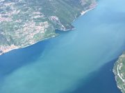 Lago d’Iseo, la macchia è stata causata dal fiume Oglio