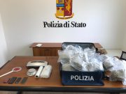 Dodici chili di marijuana in valigia, arrestate due persone