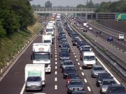 Ponte pasquale, traffico intenso. Code a Desenzano