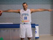 “Un gancio in mezzo al cielo”: in 500 per Marco Solfrini tra partitelle e gare di tiro