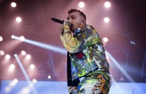 Salmo conquista Brescia, concerto show in Piazza Loggia