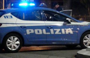 Rapina un ragazzo spruzzando spray urticante: arrestato