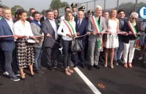 Inaugurato il nuovo ponte sull’A21, Stucchi: “Momento atteso da 20 mesi”