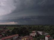 Altra ondata di maltempo sul Bresciano: pesante grandinata in città