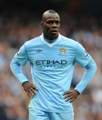 Balotelli convocato da Kompany per il match delle leggende del City
