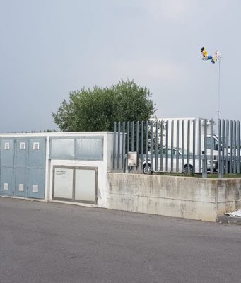 Lonato del Garda: 27enne si toglie la vita in fabbrica