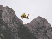 Trentino, ghiacciaio Presena: esplode un ordigno bellico, due escursionisti feriti