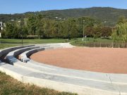 Nuova arena e parapetto in plastica riciclata, il Parco Ducos 2 si rifà il look