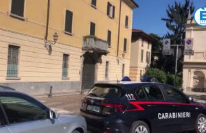 Tragedia a Chiari: imprenditore di 69 anni si toglie la vita in ufficio