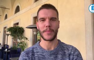 Le multe in piazza Arnaldo. Gli esercenti, “concordiamo con il Comune”