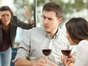 Rende impossibile la vita al suo ex fidanzato, divieto di avvicinamento per una 35enne