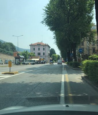 Viale Venezia, petizione per salvare i negozi dalla ciclabile