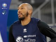 Horton operato al S. Anna. Otto settimane per il recupero