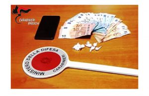 Spaccia a Visano, arrestato 32enne con 9 dosi di cocaina e710 euro
