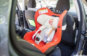 Seggiolini anti-abbandono, le multe slittano al 6 marzo 2020