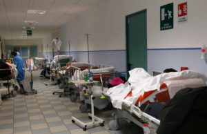 Ospedali affollati, la Regione stanzia 4 milioni per nuovi posti letto