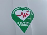 Taxi del cuore, da oggi in città sei Taxi hanno il defibrillatore a bordo