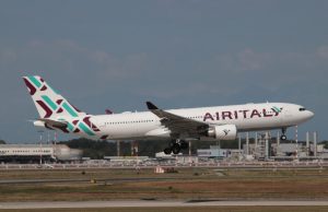 I 1.453 dipendenti di Air Italy in un limbo. Ora sperano di confluire nella nuova Alitalia
