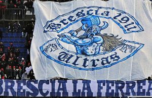 “Non hanno degnato di uno sguardo i bambini assiepati in curva sud”