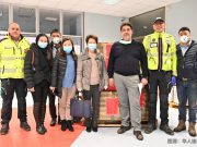 L’Unione generale delle scuole cinesi dona guanti, mascherine e tute