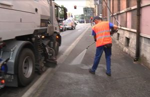 Aprica: garantiti servizi essenziali e sanificazione