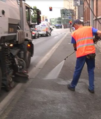 Aprica: garantiti servizi essenziali e sanificazione