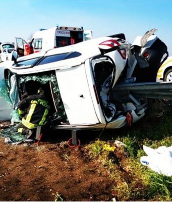 Ghedi, scontro tra un camion e un’auto. Grave una 60enne ricoverata alla Poliambulanza
