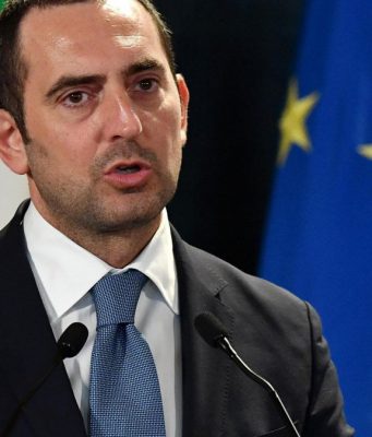 La Serie A riparte, Spadafora: “il campionato riprende il 20 giugno”