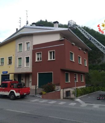 Vestone: principio d’incendio in una canna fumaria