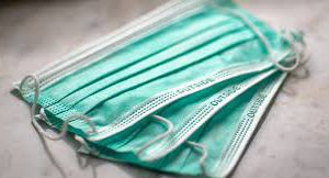 Brusaferro (Iss): no al riuso delle mascherine chirurgiche