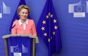 Covid-19, la Commissione Europea propone certificato verde digitale per circolazione sicura