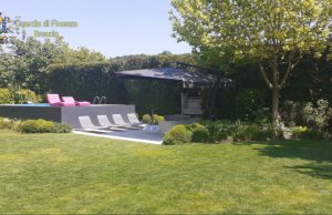 Dichiarava 20mila euro, ma ne spendeva milioni in beni di lusso. Nei guai imprenditore bresciano