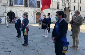 9 maggio, l’omaggio alla Stele dei caduti e il messaggio del Presidente Mattarella