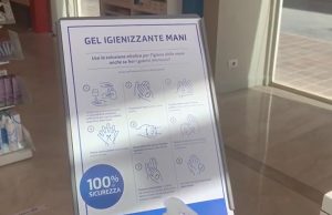 Il primo giorno dei commercianti bresciani dopo il lockdown