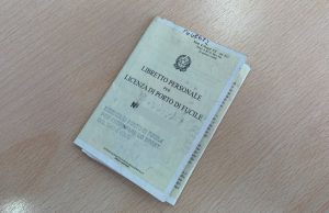 I titoli di Polizia sono validi fino a fine ottobre, porto d’armi compreso