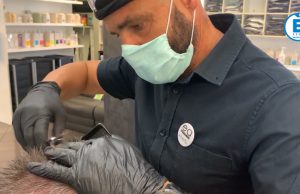 Dal parrucchiere nell’era post Covid: kimono misurazione della febbre, sanificazione, appuntamento